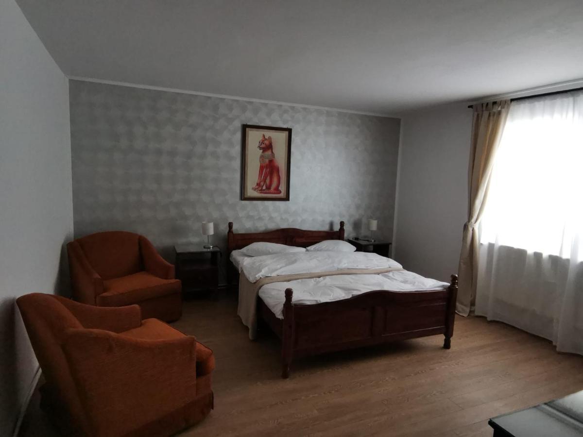 Pensiunea Royal Ranca Exteriör bild